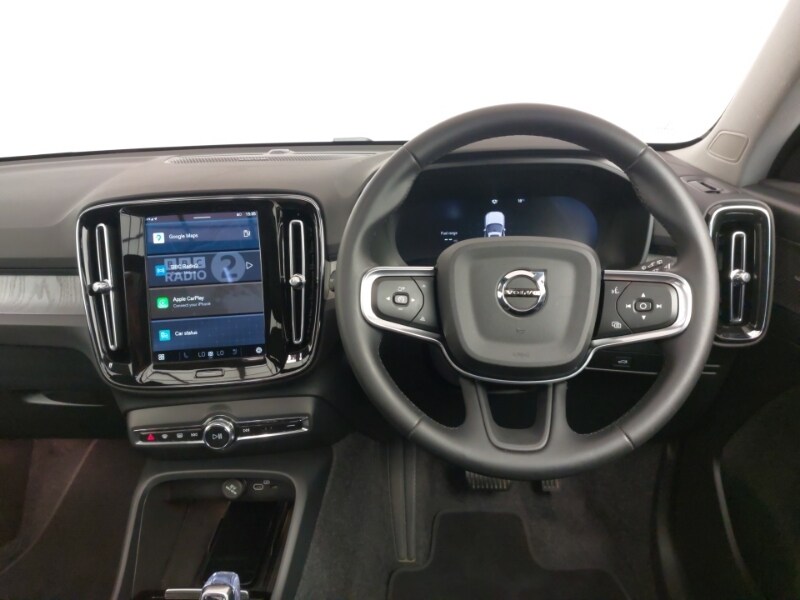 Used Volvo XC40 2024 for sale - 77955609: Photo 5