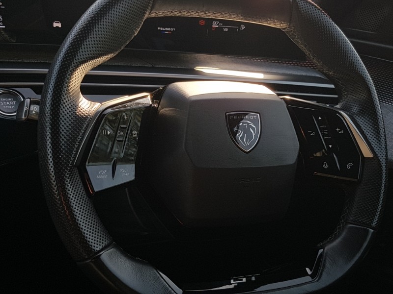 Used Peugeot 3008 2024 for sale - 76885646: Photo 11