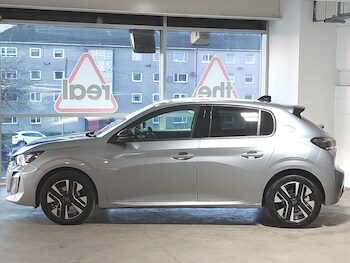 Used Peugeot 208 2025 for sale - 77875958: Photo