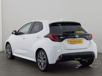 Used Toyota Yaris 2021 for sale - 79816071: Photo