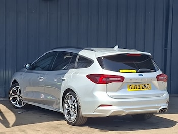 Used Ford Focus 2022 for sale - 78927860: Photo