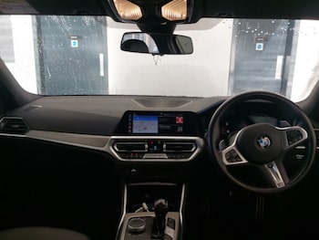 Used BMW 3 Series 2021 for sale - 77449450: Photo