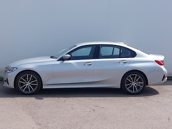 Used BMW 3 Series 2019 for sale - 75917317: Photo