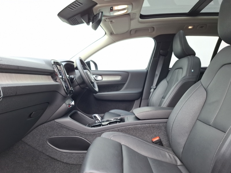 Used Volvo XC40 2024 for sale - 76354128: Photo 5