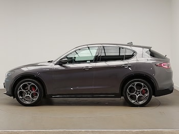 Used Alfa Romeo Stelvio 2025 for sale - 75492104: Photo