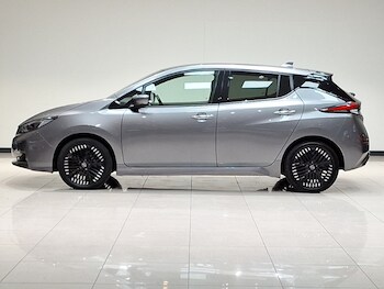 Used Nissan Leaf 2022 for sale - 77169546: Photo