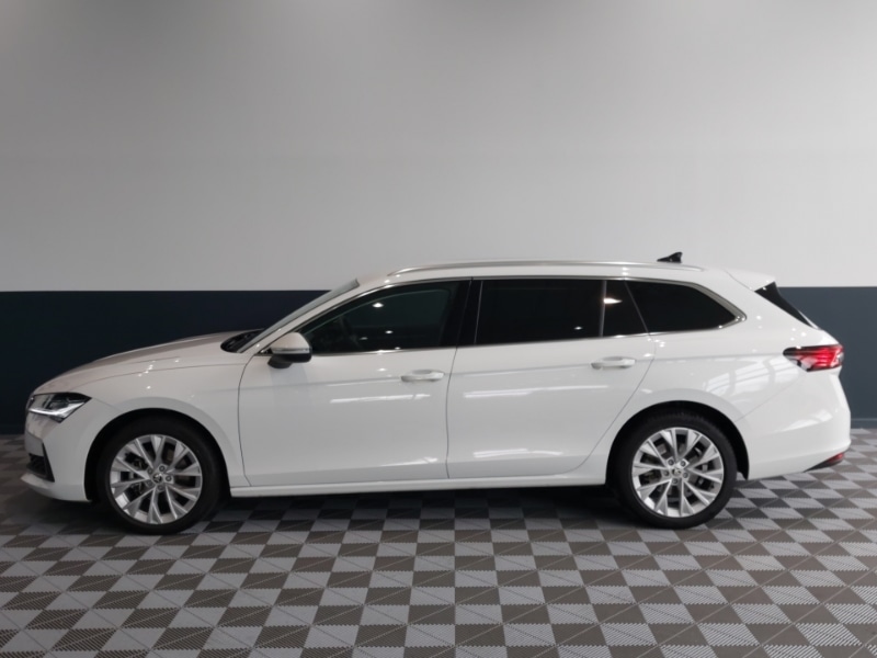 Used Skoda Superb 2024 for sale - 77150957: Photo 4