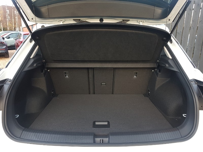 Used Volkswagen T-Roc 2025 for sale - 76875579: Photo 8