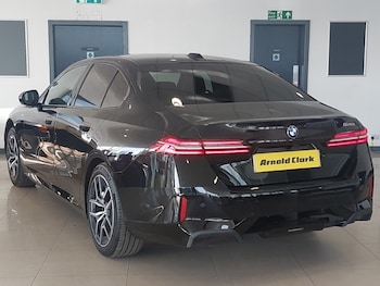 Used BMW 5 Series 2024 for sale - 76695584: Photo