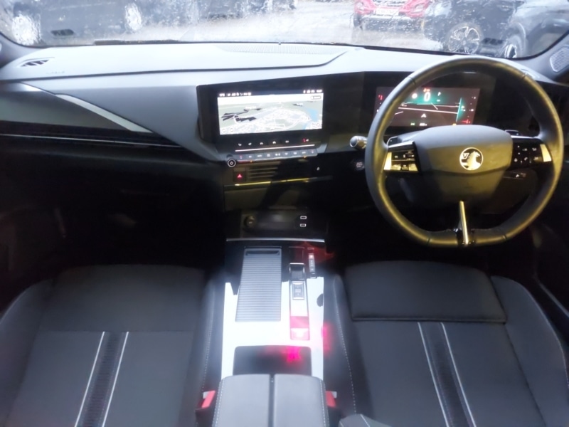 Used Vauxhall Astra 2025 for sale - 76925571: Photo 2