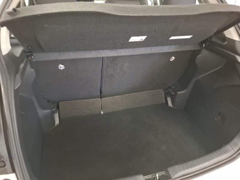 Used Toyota Yaris 2023 for sale - 76925427: Photo 8