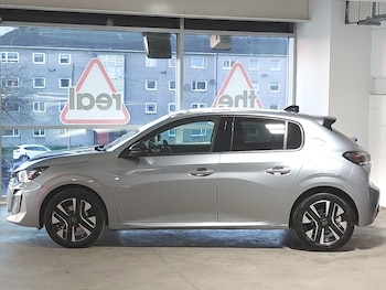 Used Peugeot 208 2025 for sale - 77087117: Photo