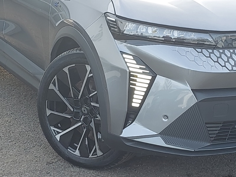 Used Renault Scenic E-Tech 2025 for sale - 77897089: Photo 9