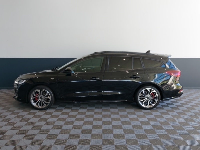 Used Ford Focus 2023 for sale - 78146358: Photo 4