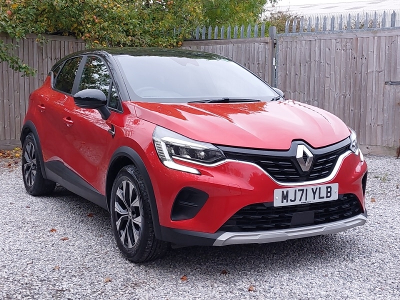 Used Renault Captur 2021 for sale - 76383541: Photo 1