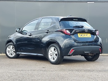 Used Mazda Mazda2 HYBRID 2024 for sale - 76742041: Photo