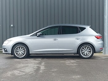 Used SEAT Leon 2020 for sale - 77235192: Photo