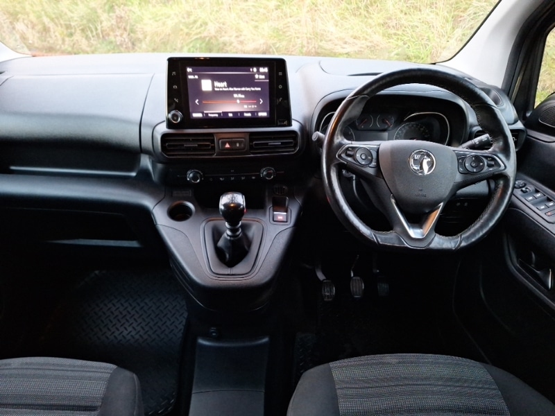 Used Vauxhall Combo Life 2022 for sale - 76419079: Photo 2