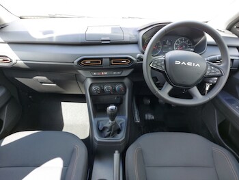 Used Dacia Sandero Stepway 2023 for sale - 78547811: Photo