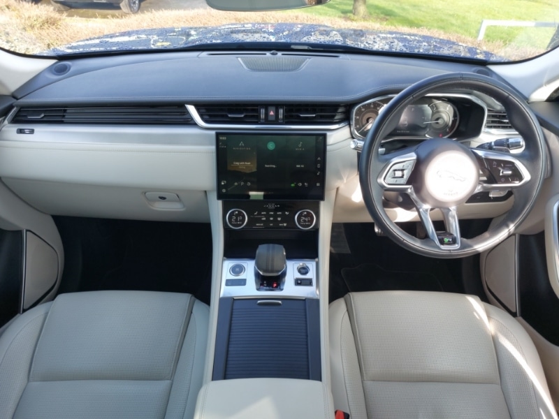 Used Jaguar F-Pace 2021 for sale - 77752411: Photo 2