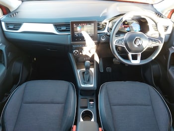 Used Renault Captur 2023 for sale - 77312072: Photo