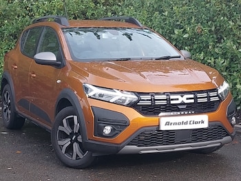 Used Dacia Sandero Stepway 2023 for sale - 77127003: Photo
