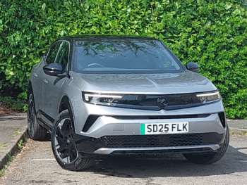 2025 - 115kW Ultimate 54kWh 5dr Auto