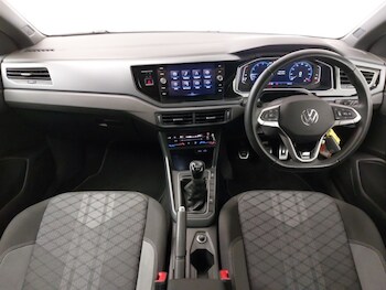 Used Volkswagen Polo 2022 for sale - 76254378: Photo 2