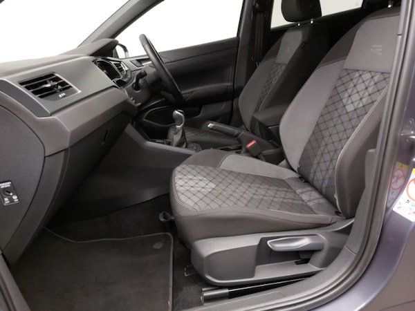 Used Volkswagen Polo 2022 for sale - 76254378: Photo 5