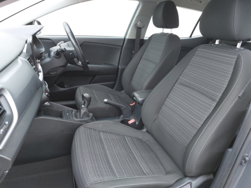 Used Kia Stonic 2021 for sale - 78152215: Photo 5