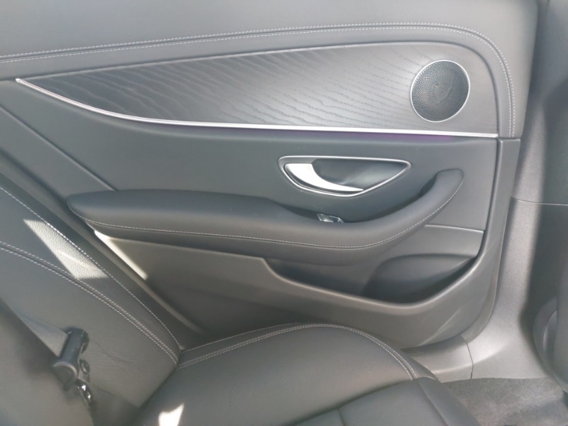 Used Mercedes-Benz E Class 2020 for sale - 76639843: Photo 10