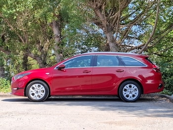 Used Kia Ceed 2023 for sale - 79356071: Photo