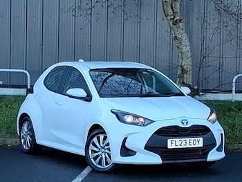 Used Toyota Yaris 2023 for sale - 78386802: Photo