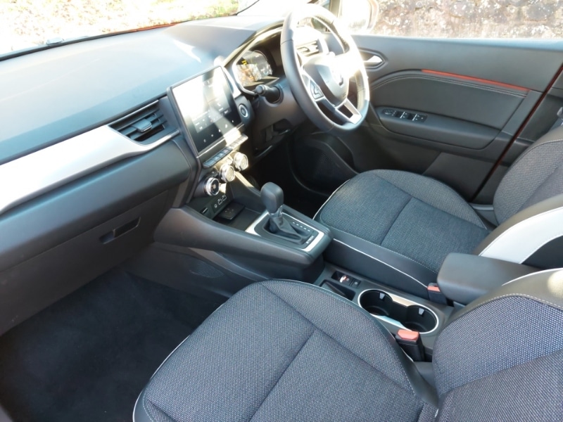 Used Renault Captur 2023 for sale - 77325747: Photo 5