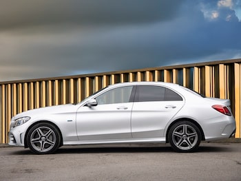 Used Mercedes-Benz C Class 2021 for sale - 77782976: Photo