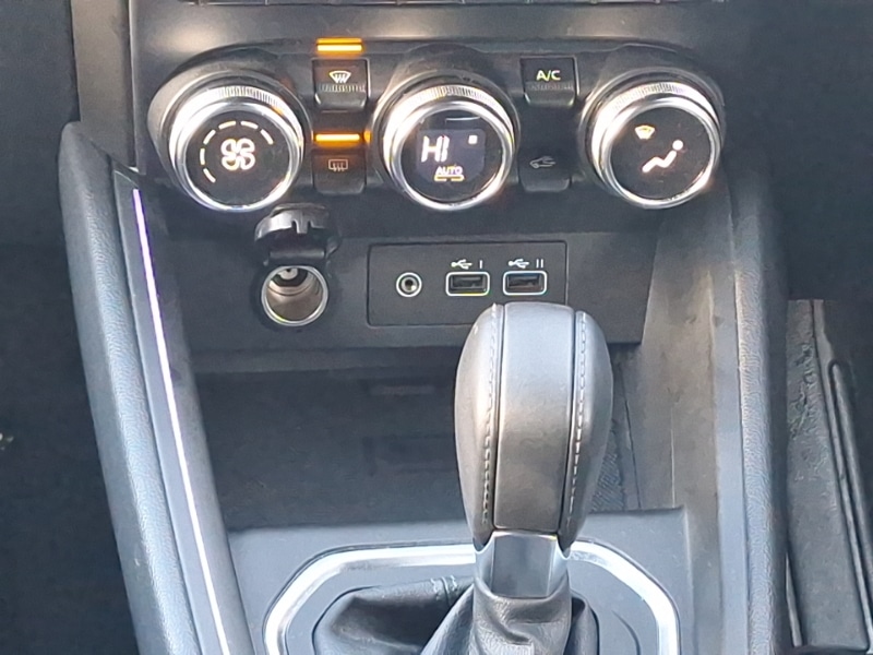 Used Renault Clio 2023 for sale - 77325864: Photo 11