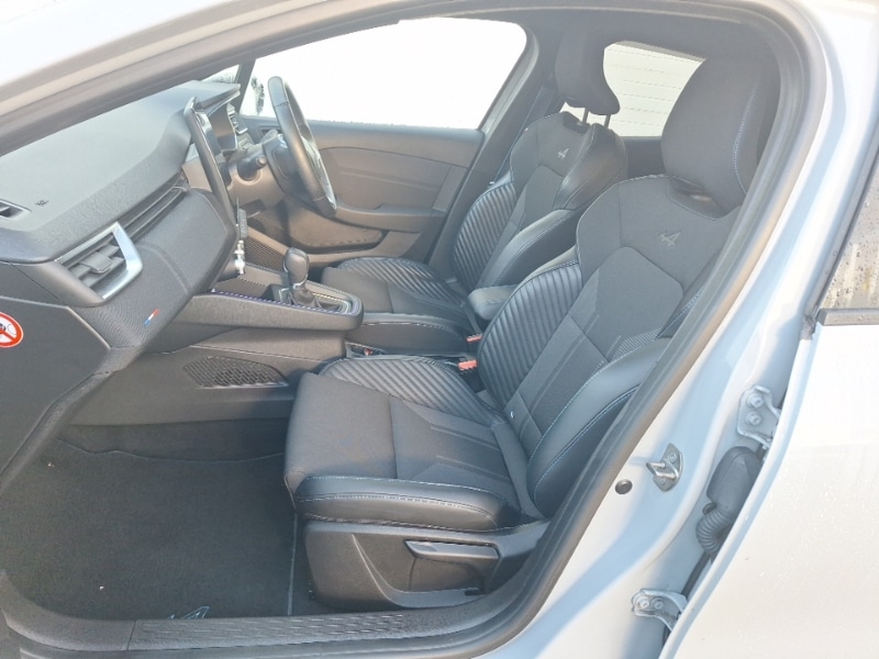 Used Renault Clio 2023 for sale - 77325864: Photo 5