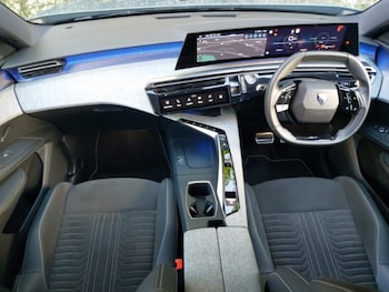 Used Peugeot 3008 2024 for sale - 76967487: Photo