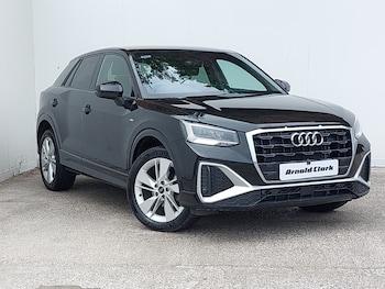 Audi - Q2