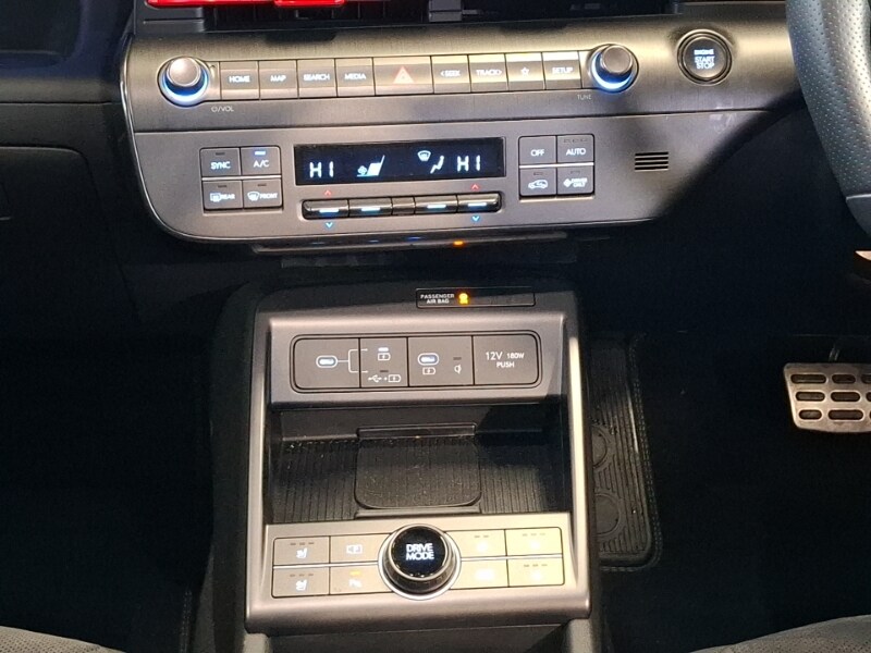 Used Hyundai KONA 2023 for sale - 77923852: Photo 11