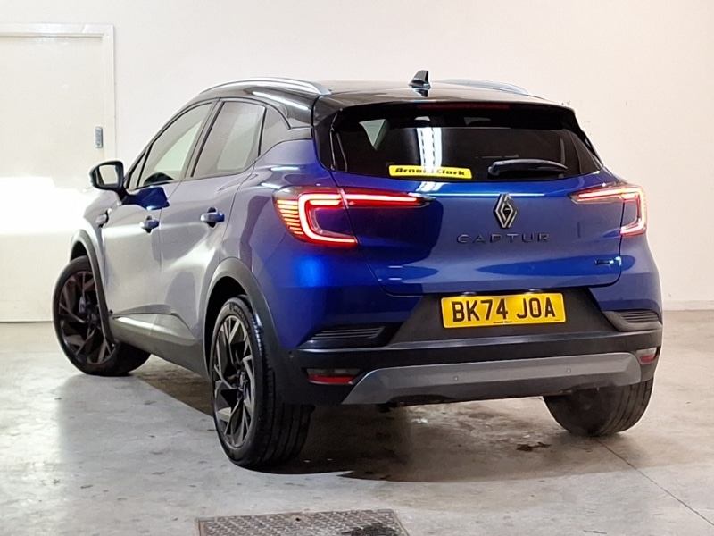 Used Renault Captur 2024 for sale - 76700353: Photo 3