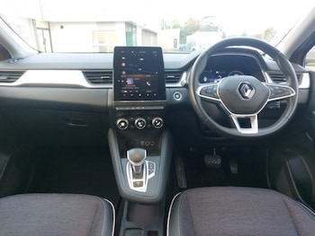 Used Renault Captur 2021 for sale - 76282371: Photo