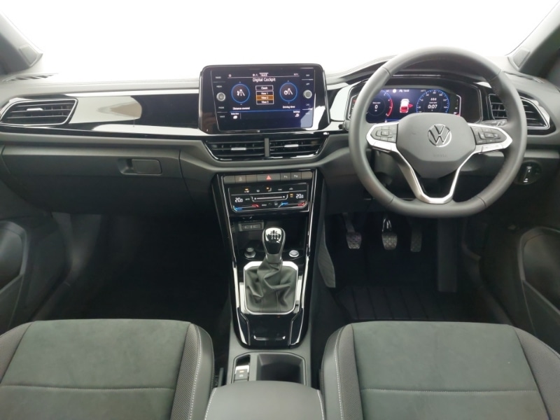 Used Volkswagen T-Roc 2025 for sale - 77938663: Photo 2