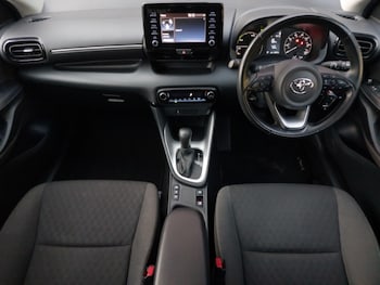 Used Toyota Yaris 2022 for sale - 76483340: Photo