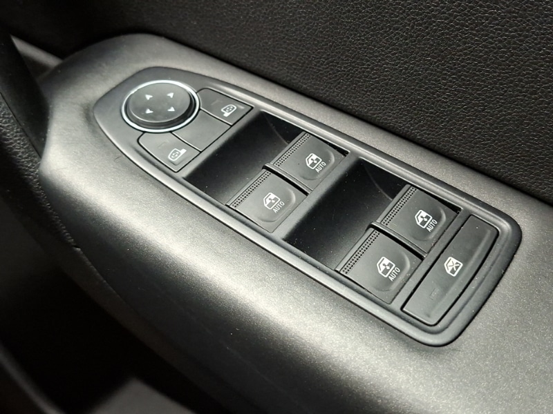 Used Renault Captur 2023 for sale - 77875633: Photo 12