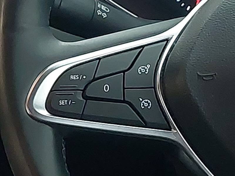 Used Renault Captur 2020 for sale - 76764370: Photo 10