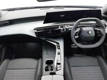 Used Peugeot 5008 2025 for sale - 76165484: Photo 2