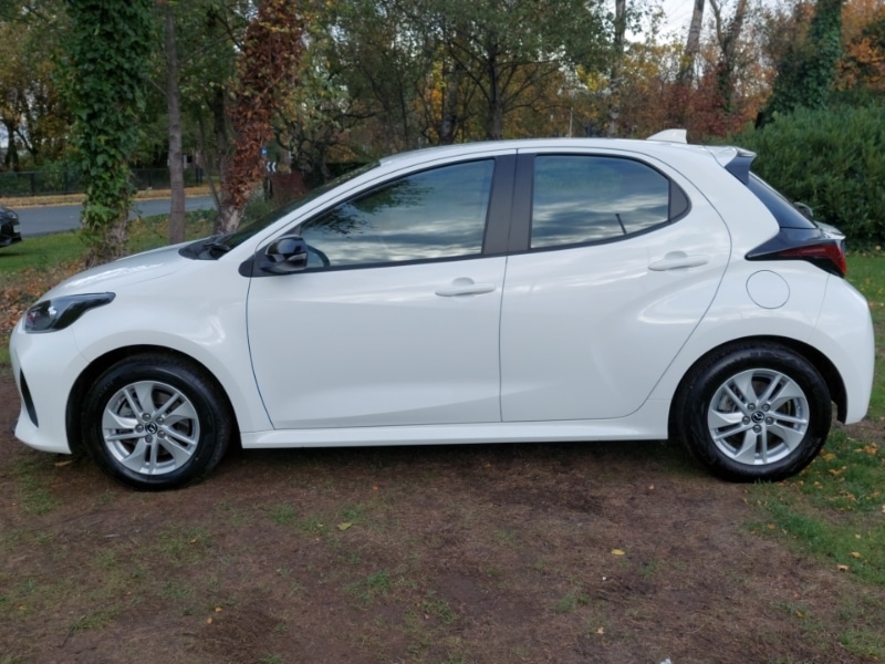 Used Mazda Mazda2 HYBRID 2024 for sale - 76846156: Photo 4