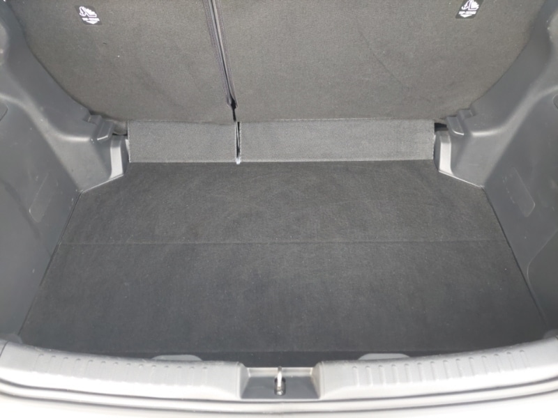 Used Mazda Mazda2 HYBRID 2024 for sale - 76846156: Photo 8