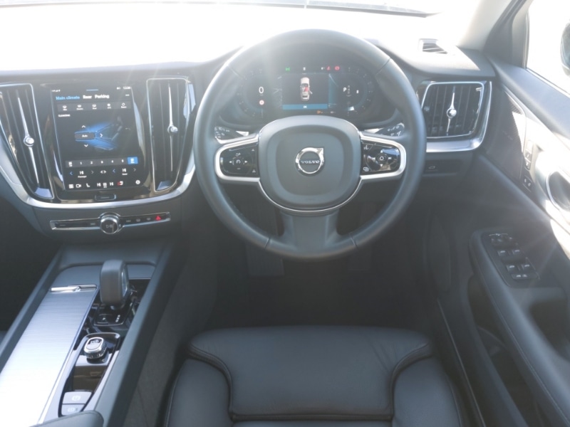 Used Volvo V60 2025 for sale - 77897072: Photo 7